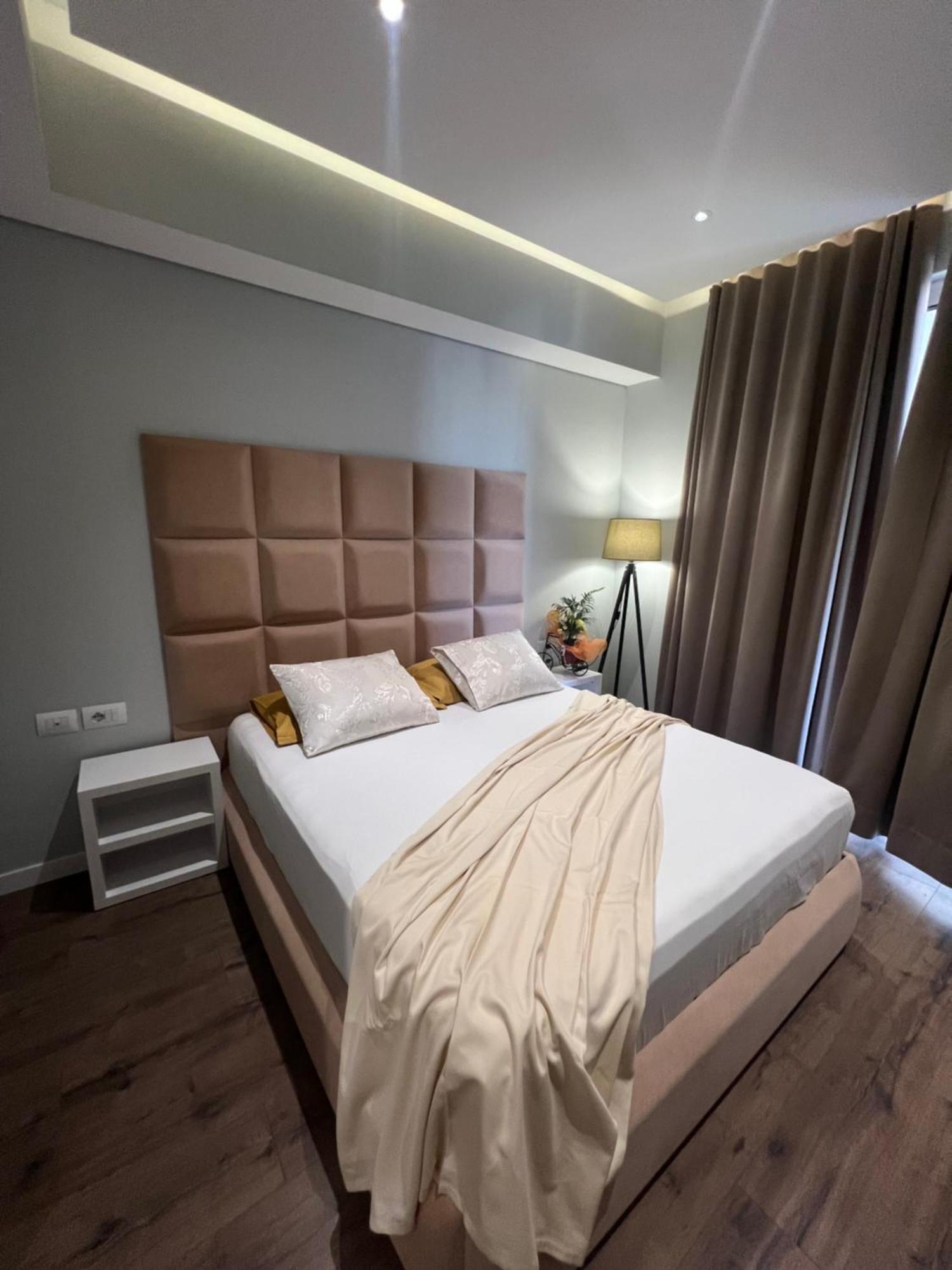 Hotel Olsi Sarandë Eksteriør bilde